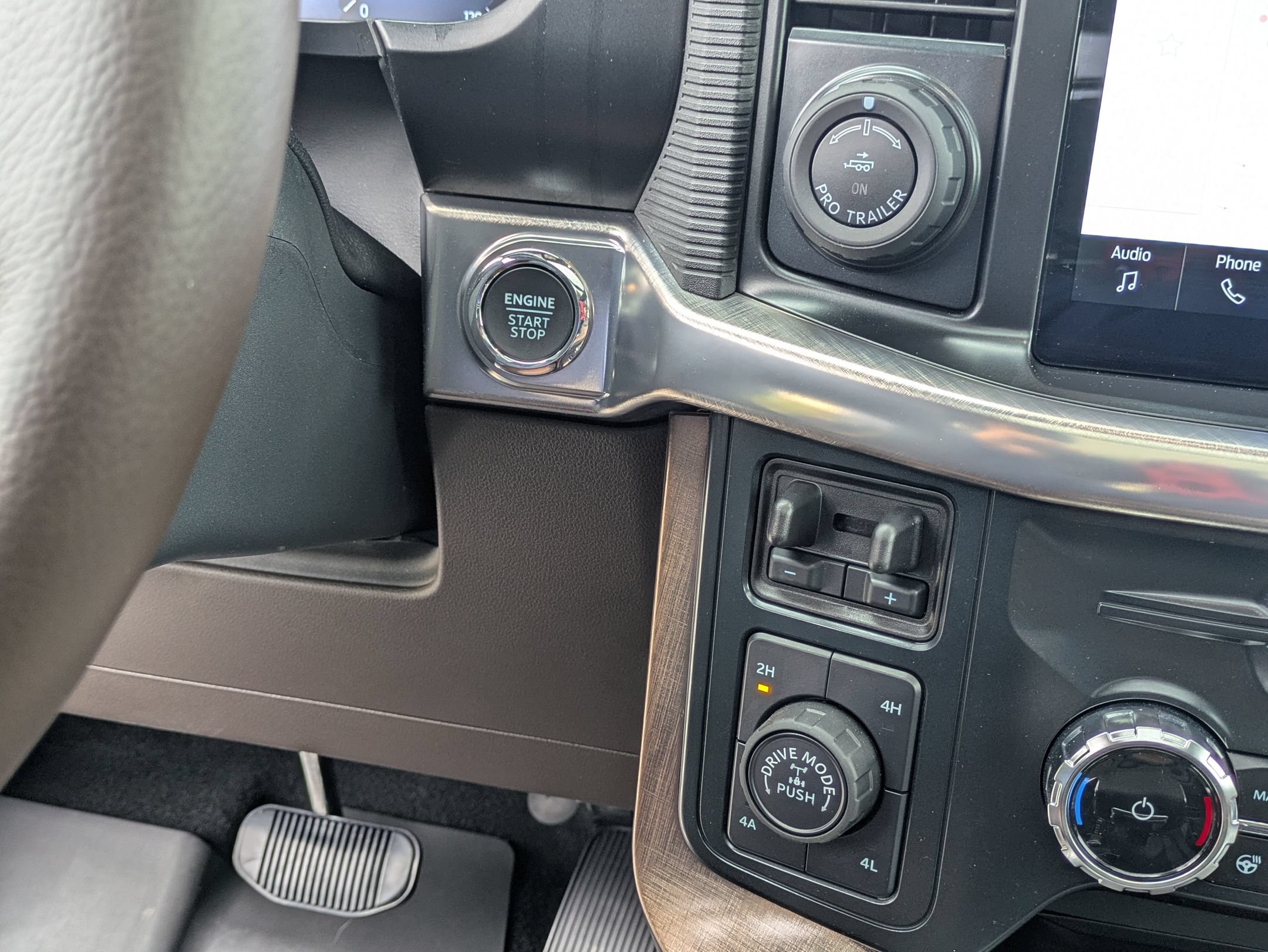 Certified 2025 Ford F150 King Ranch w/ FX4 Off-Road Package AWD/4WD image 25