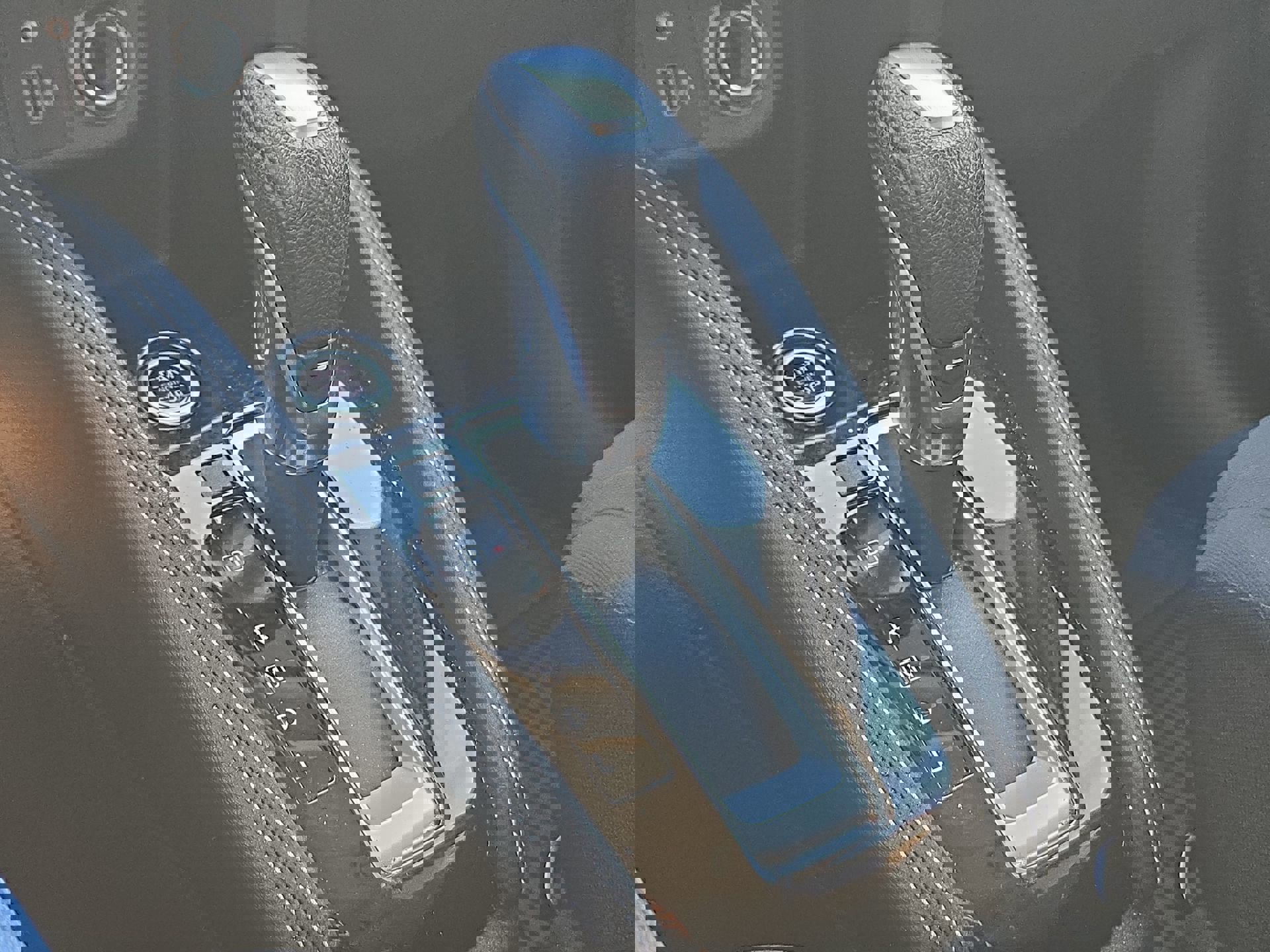 Used 2020 Nissan Kicks SR image 18