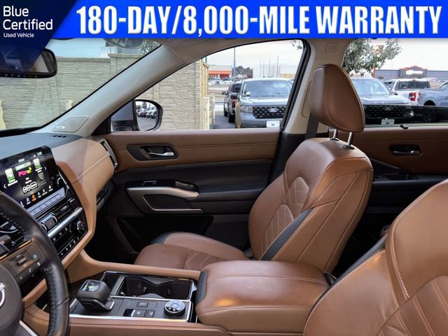 Used 2022 Nissan Pathfinder Platinum w/ Cargo Package image 14