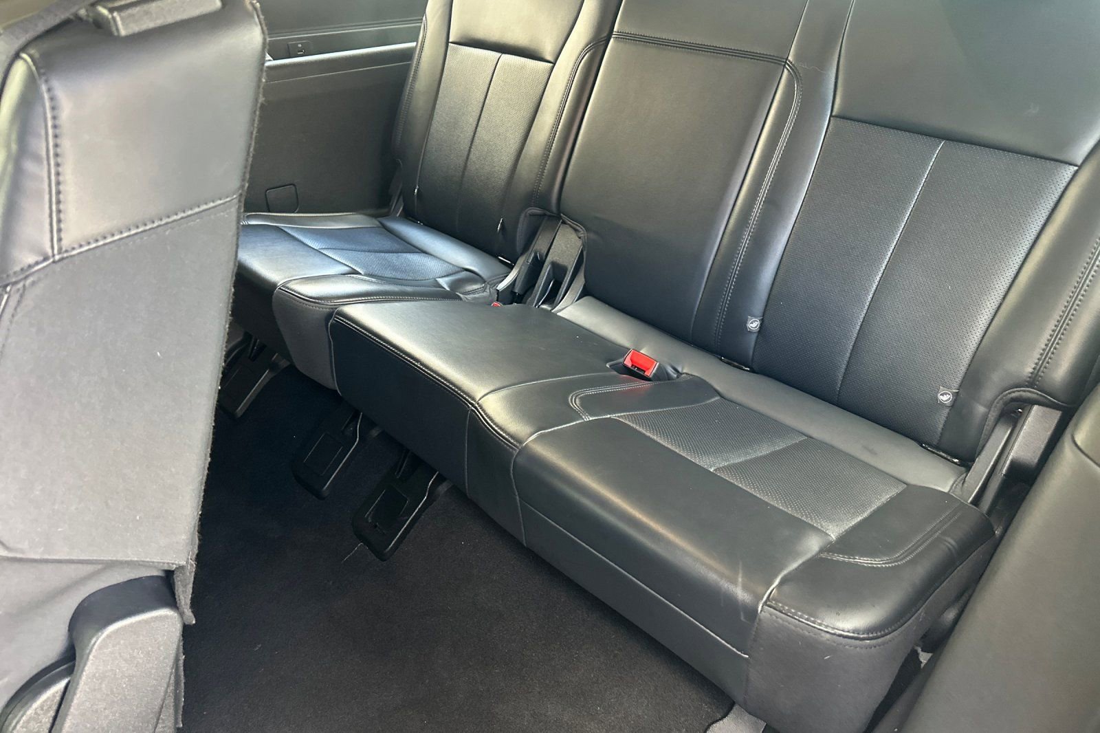 Certified 2024 Ford Expedition Max XLT image 13