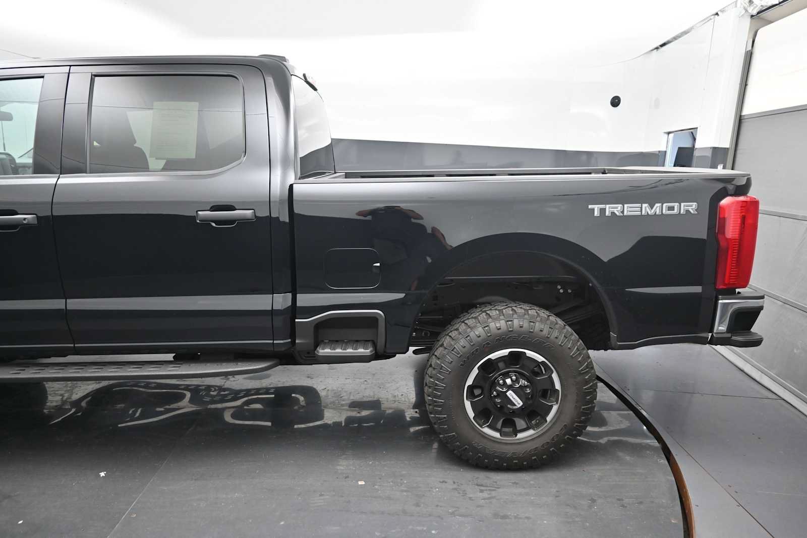 Certified 2026 Ford F250 XLT w/ Tremor Off-Road Package AWD/4WD image 15
