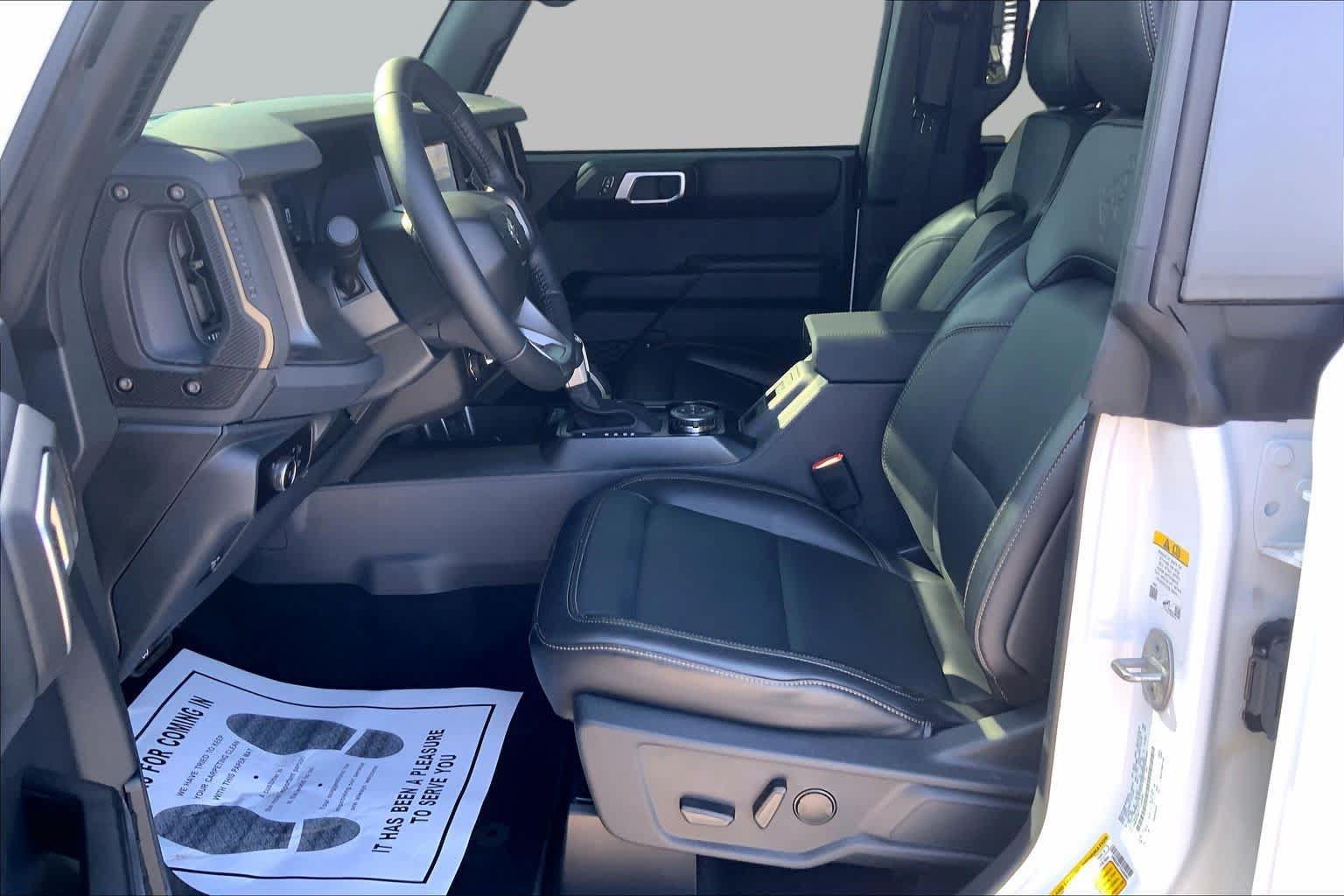 Certified 2026 Ford Bronco Badlands w/ Sasquatch Package AWD/4WD image 8