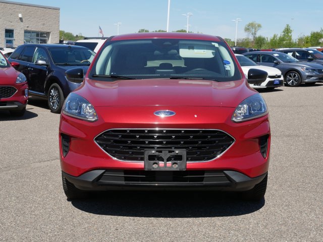Certified 2022 Ford Escape SE w/ SE Sport Appearance Package AWD/4WD image 8
