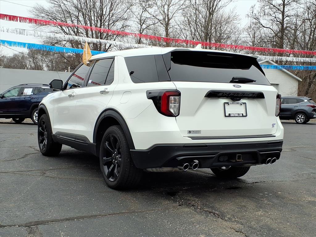 Certified 2022 Ford Explorer ST w/ Equipment Group 401A AWD/4WD image 3