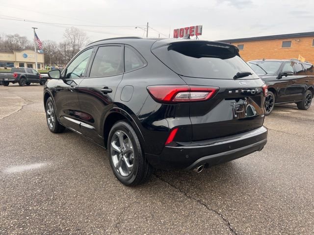 Certified 2024 Ford Escape ST-Line w/ Tech Pack #1 image 4