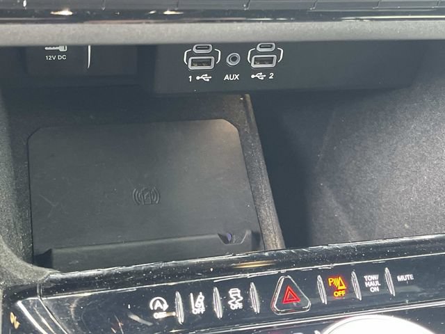 Used 2024 Jeep Wagoneer Series II AWD/4WD image 41