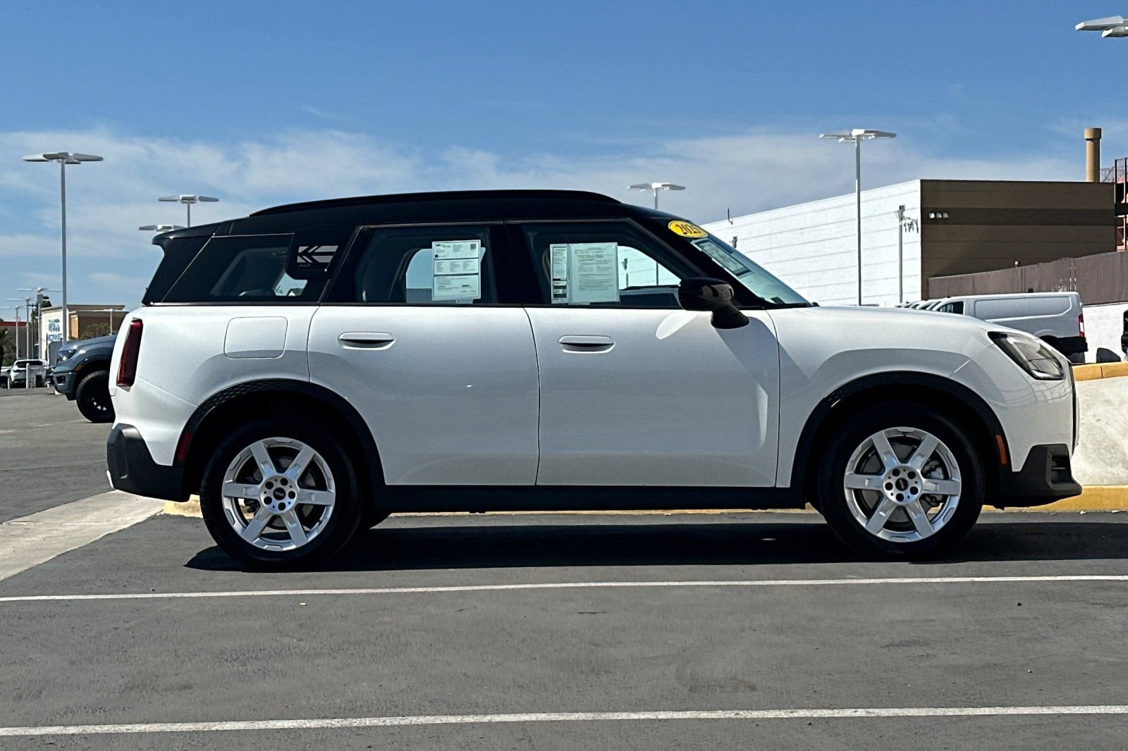 Used 2025 MINI Cooper Countryman S AWD/4WD image 2