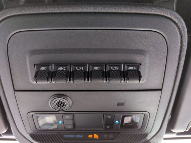 Certified 2024 Ford Bronco Black Diamond image 13