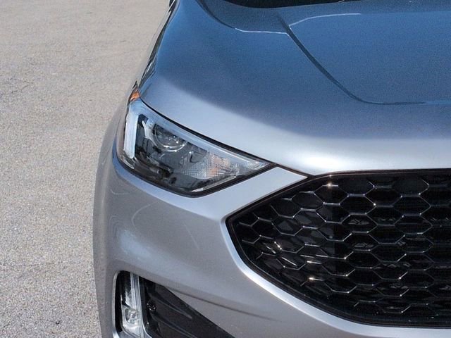 Certified 2023 Ford Edge ST-Line image 10