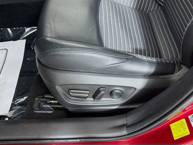 Used 2022 Toyota Corolla XSE image 18