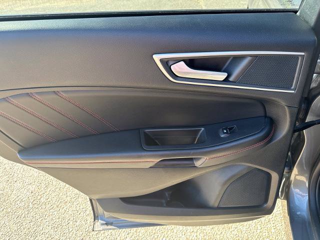 Certified 2023 Ford Edge ST-Line AWD/4WD image 33