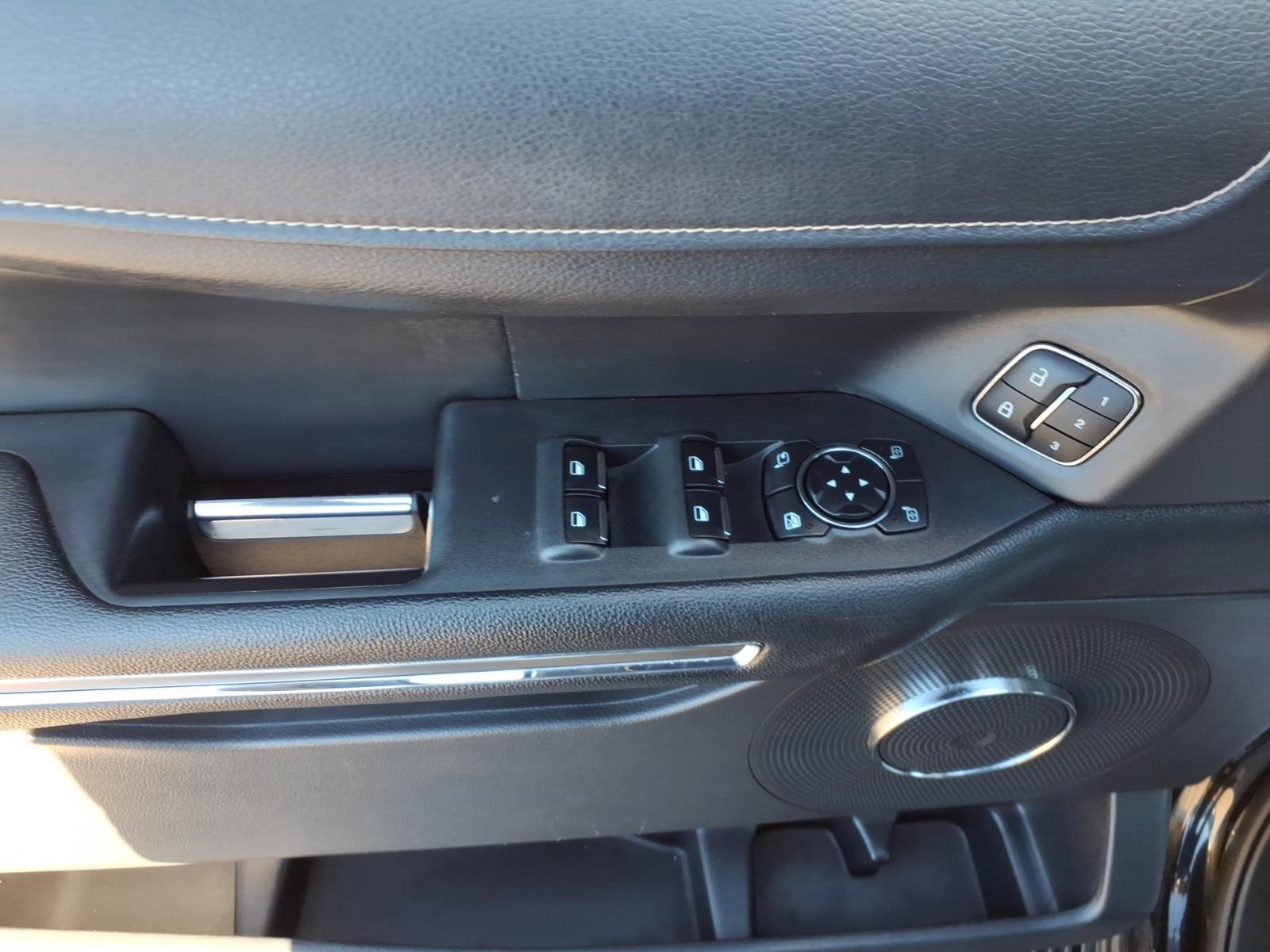 Certified 2024 Ford Expedition Max XLT image 10