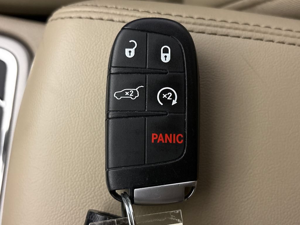 Used 2021 Jeep Grand Cherokee Limited AWD/4WD image 33