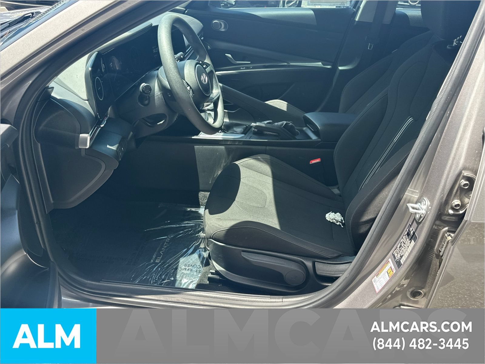 Used 2024 Hyundai Elantra SEL FWD image 10