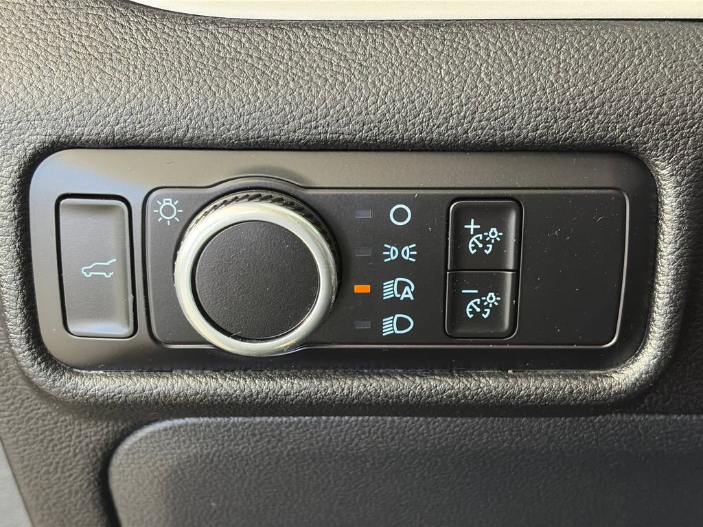 Certified 2023 Ford Explorer XLT AWD/4WD image 24