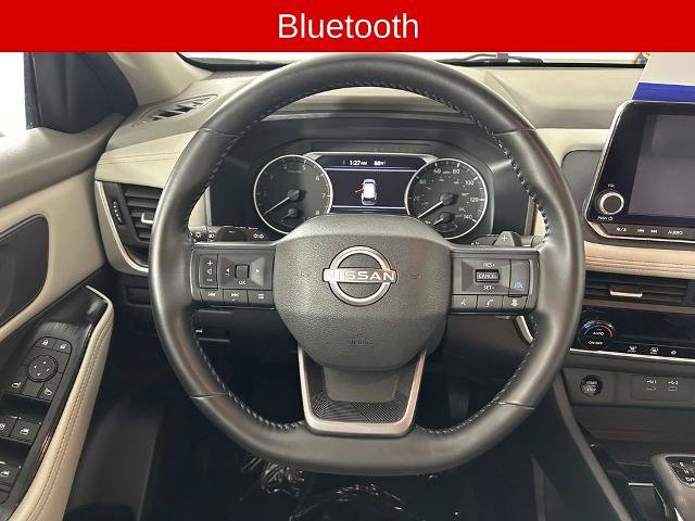 Used 2025 Nissan Rogue SV AWD/4WD image 7