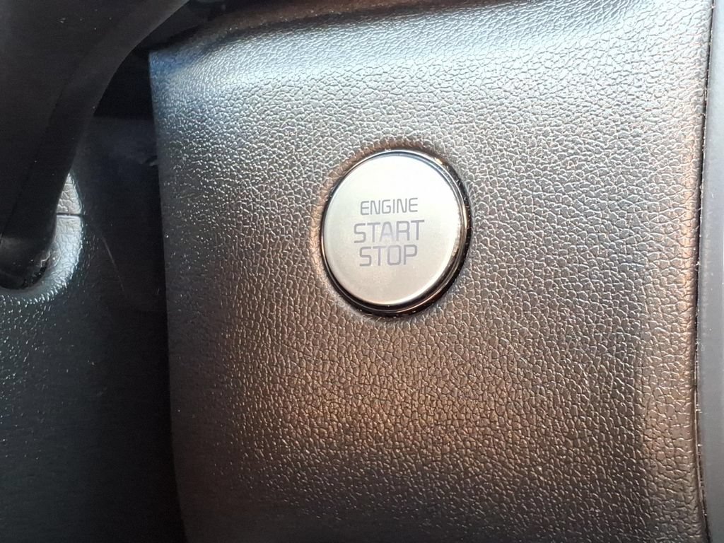 Used 2023 Kia Sorento SX AWD/4WD image 22