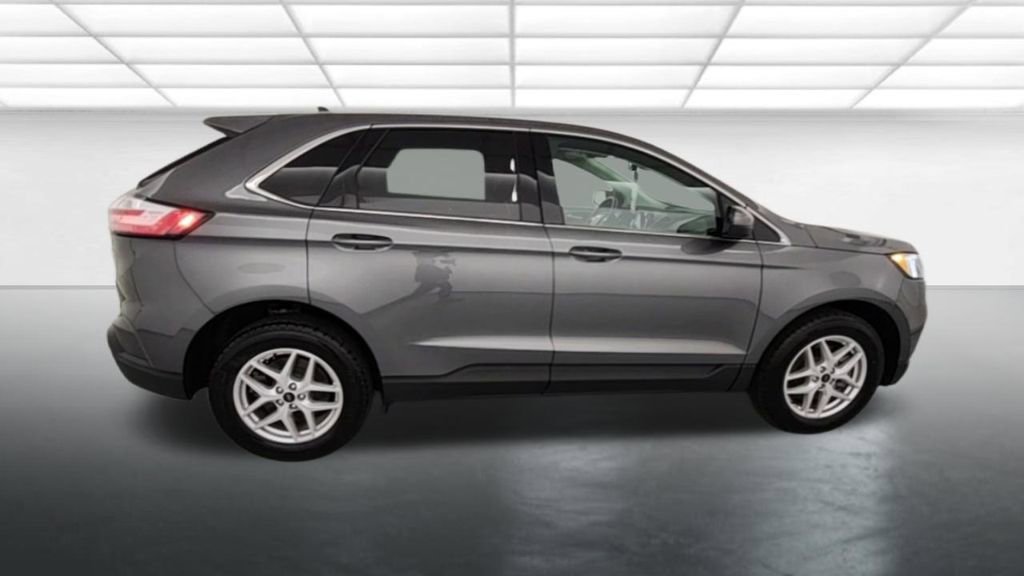 Certified 2024 Ford Edge SEL w/ Convenience Package AWD/4WD image 8