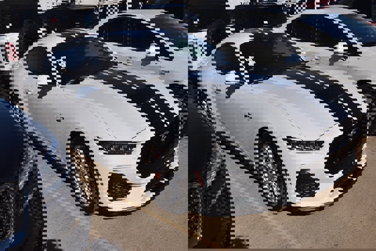 Certified 2025 Ford Mustang GT Premium image 5