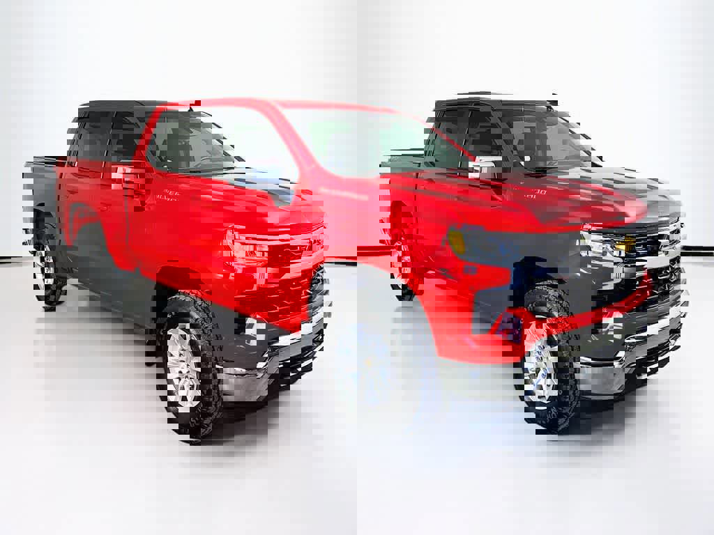 Used 2025 Chevrolet Silverado 1500 LT image 7