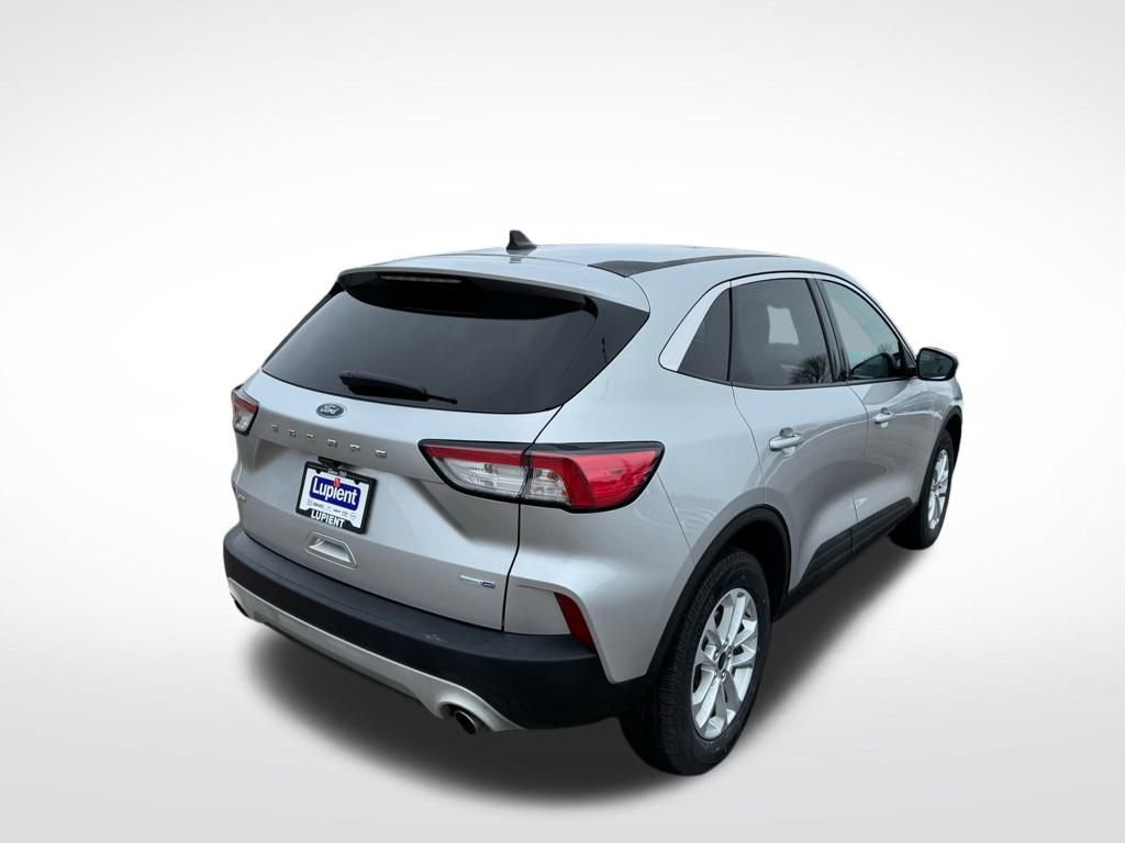 Certified 2020 Ford Escape SE image 4