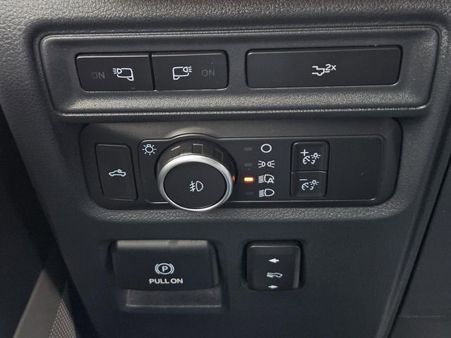 Certified 2022 Ford F150 Platinum w/ Max Trailer Tow Package AWD/4WD image 35