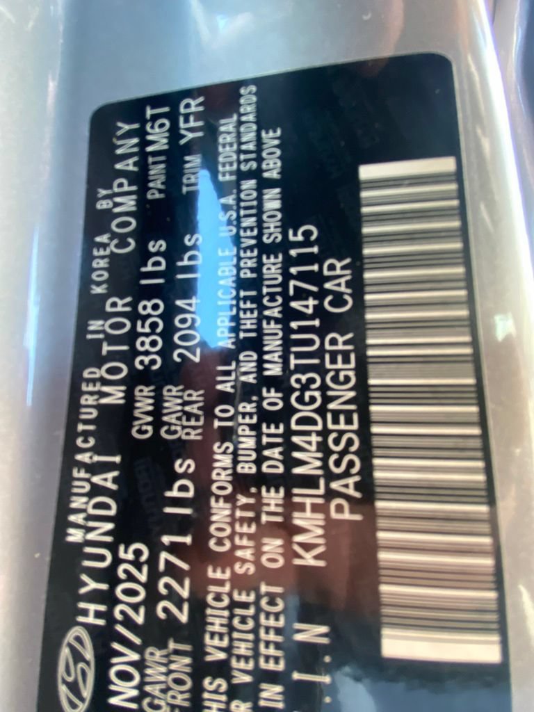 Used 2026 Hyundai Elantra Sport FWD image 34