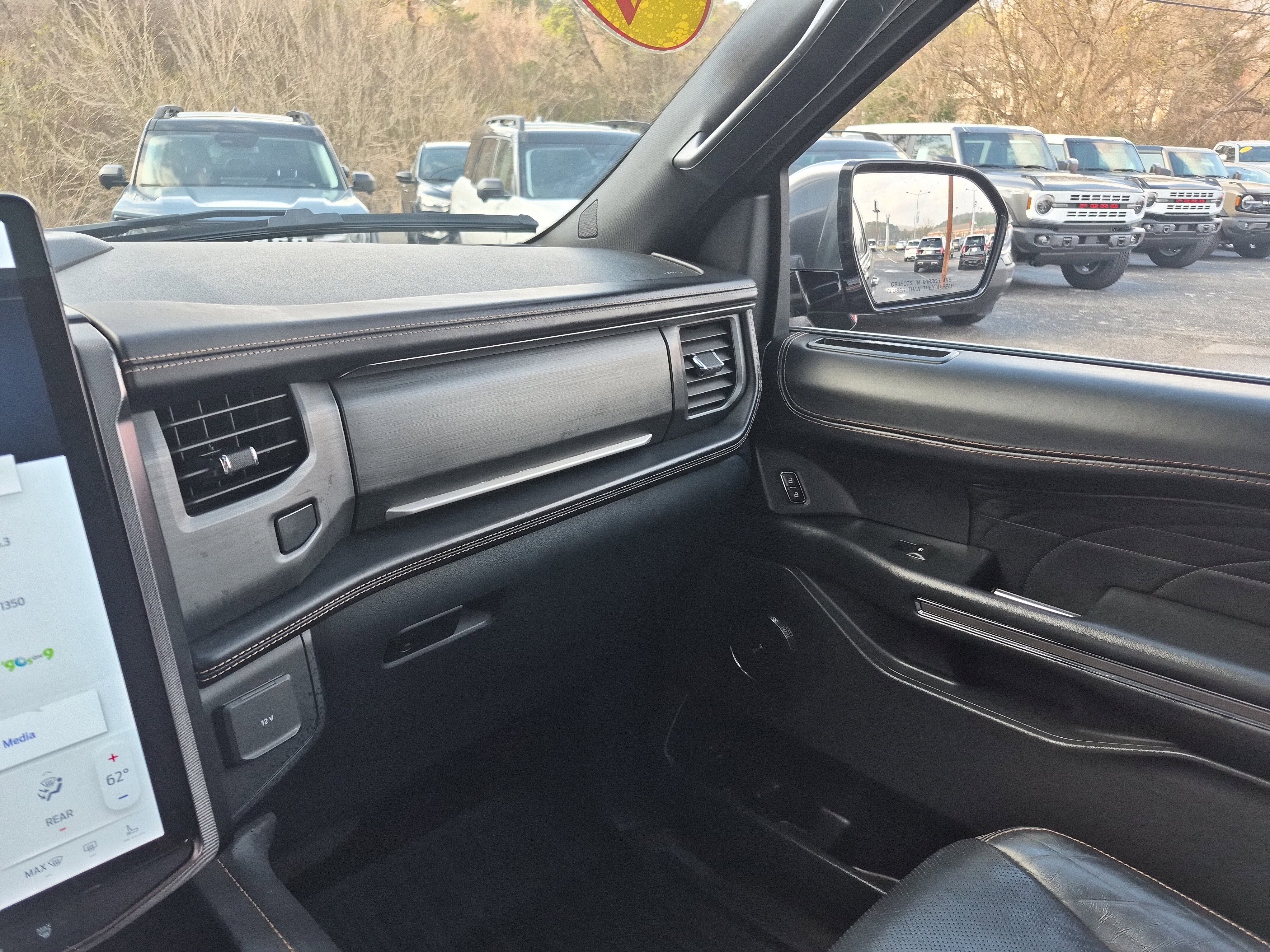 Certified 2023 Ford Expedition Max Platinum image 25