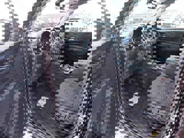 Used 2020 Chevrolet Equinox LT image 11