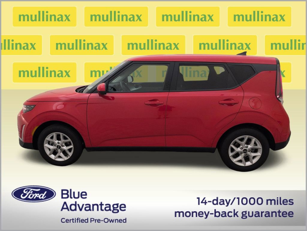 Used 2025 Kia Soul LX w/ LX Technology Package FWD image 10