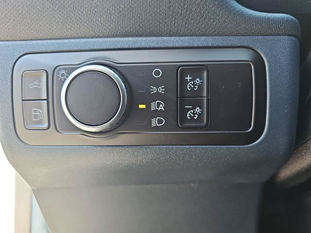 Certified 2025 Ford Maverick XL FWD image 25