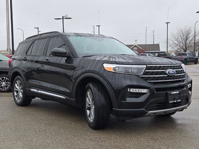Certified 2023 Ford Explorer XLT w/ Equipment Group 202A image 5