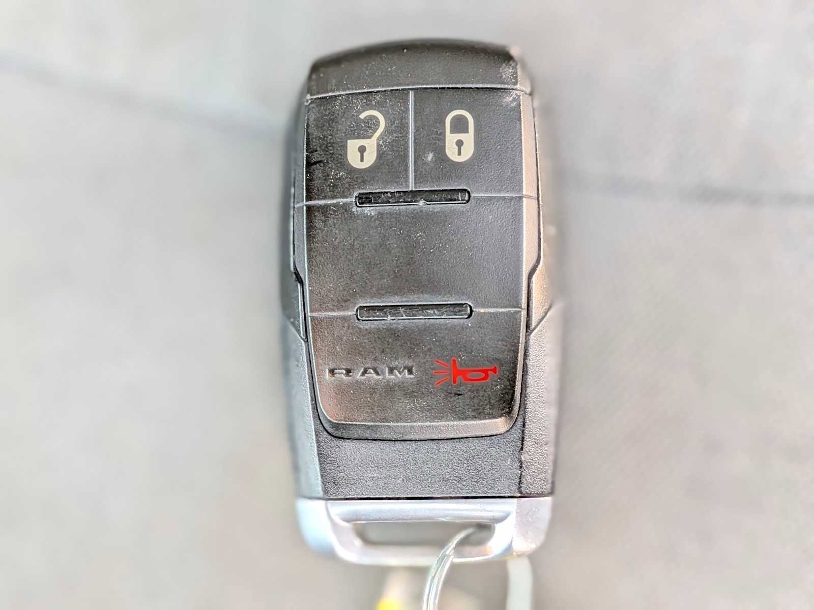 Used 2024 RAM 3500 Big Horn image 34