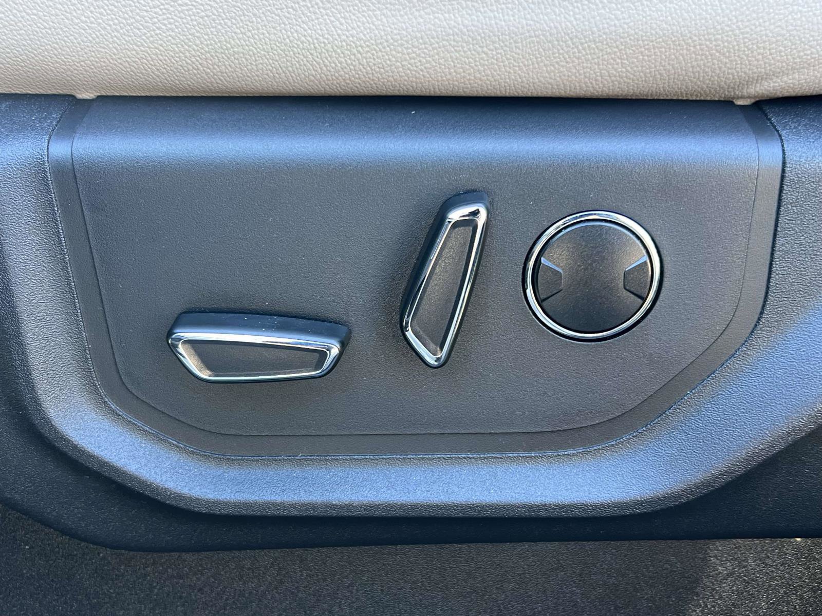 Certified 2024 Ford Expedition Max Limited image 26