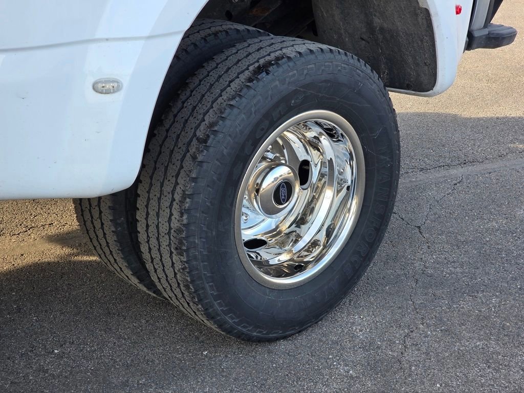 Certified 2025 Ford F350 XLT image 10