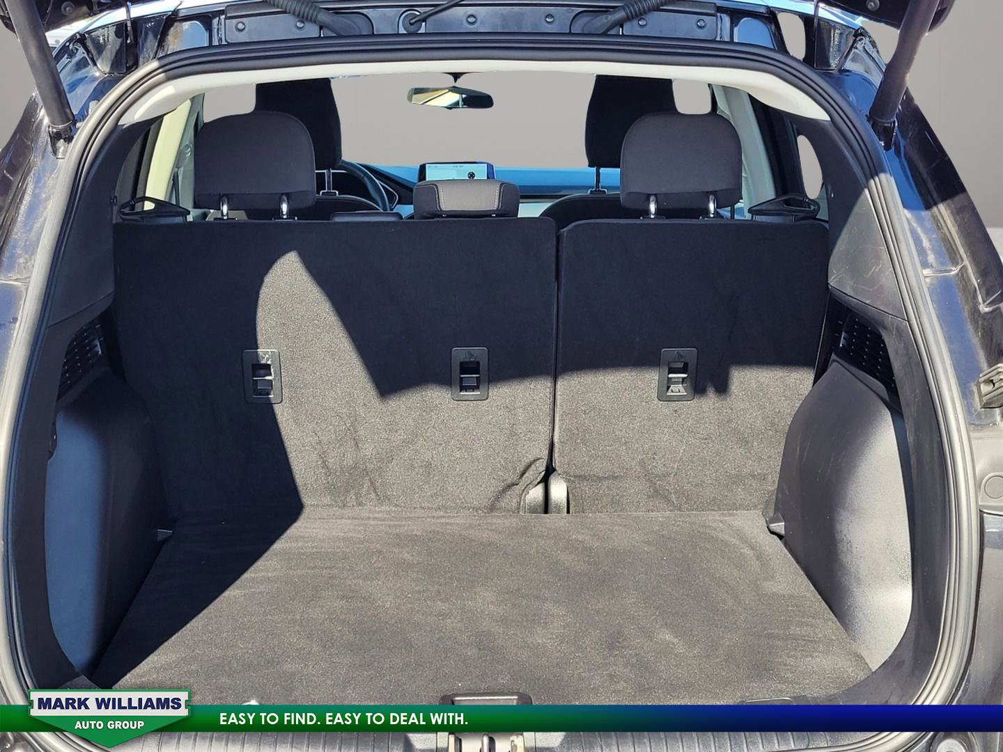 Certified 2022 Ford Escape SE w/ SE Sport Appearance Package image 32