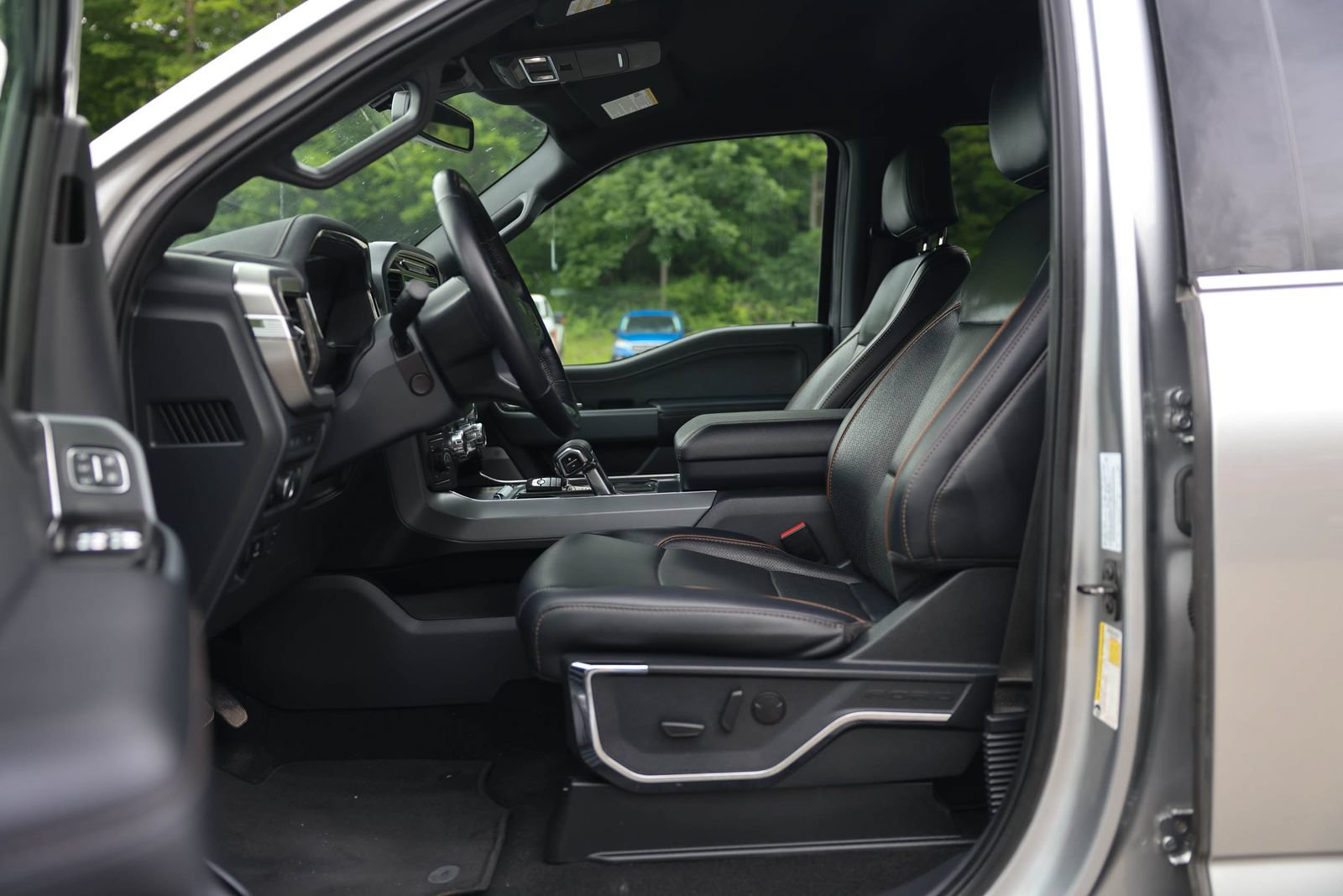 Certified 2024 Ford F150 Lariat AWD/4WD image 16