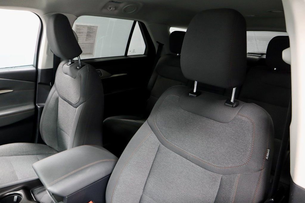 Certified 2025 Ford Explorer Active AWD/4WD image 27