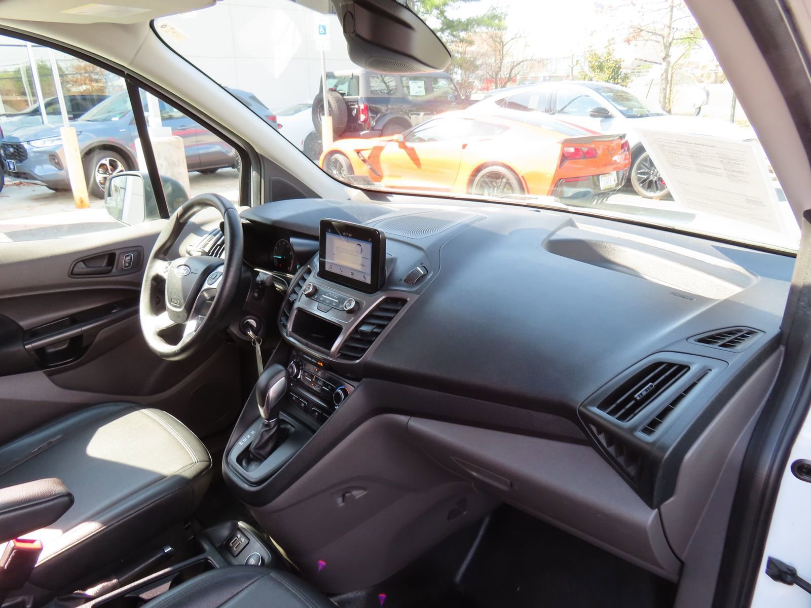 Certified 2020 Ford Transit Connect XL image 16