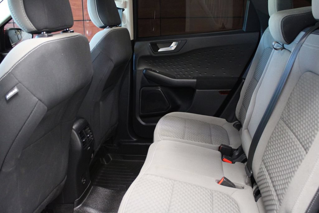 Certified 2020 Ford Escape SE AWD/4WD image 32