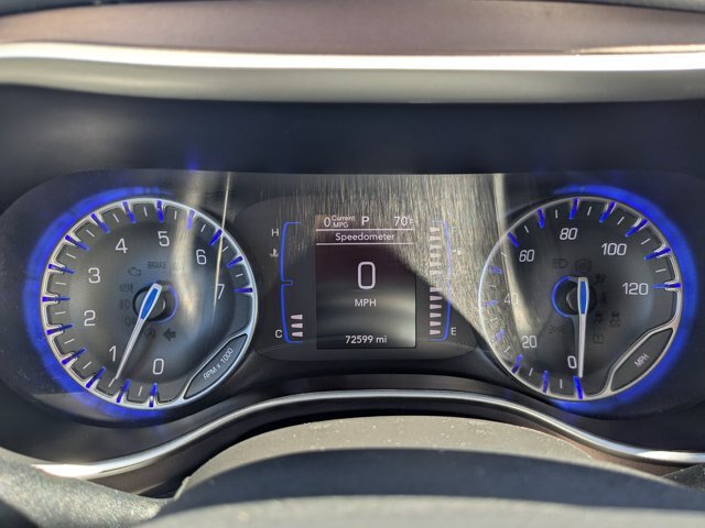 Used 2023 Chrysler Voyager LX FWD image 14