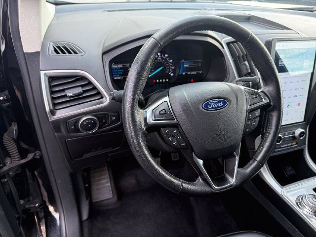 Certified 2024 Ford Edge SEL AWD/4WD image 30