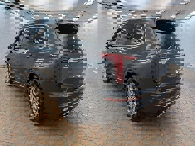 Used 2022 Cadillac XT6 Premium Luxury w/ Technology Package image 5