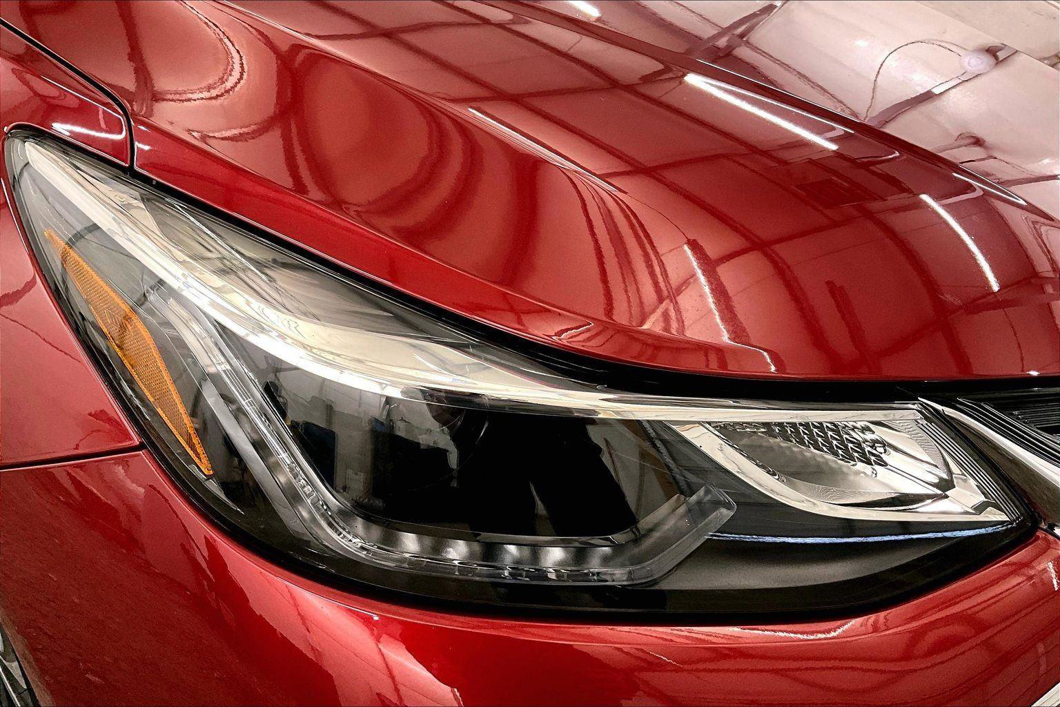 Used 2019 Chevrolet Cruze Premier w/ Sun And Sound Package image 27