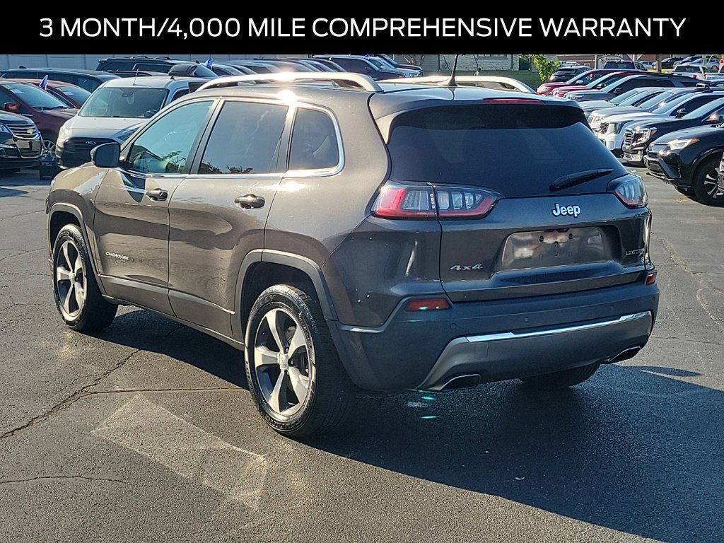 Used 2019 Jeep Cherokee Limited w/ Luxury Group AWD/4WD image 3