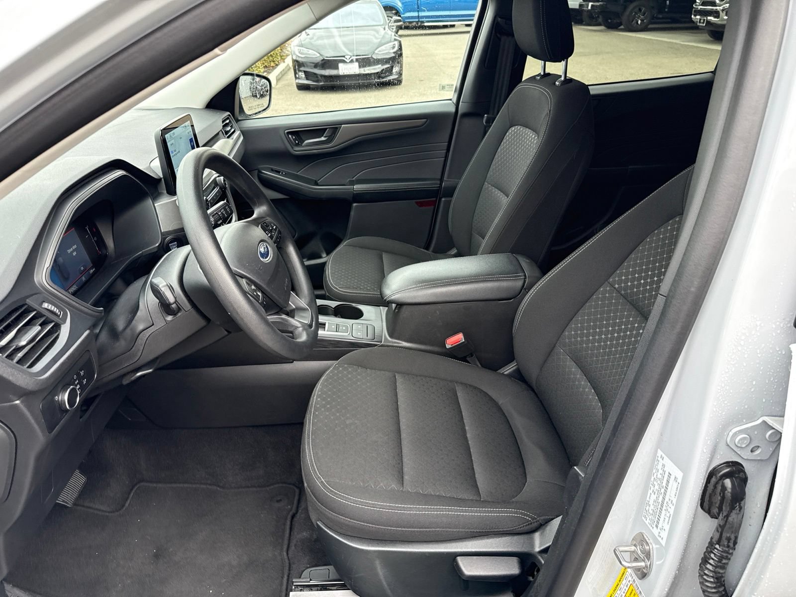 Certified 2025 Ford Escape Active FWD image 9