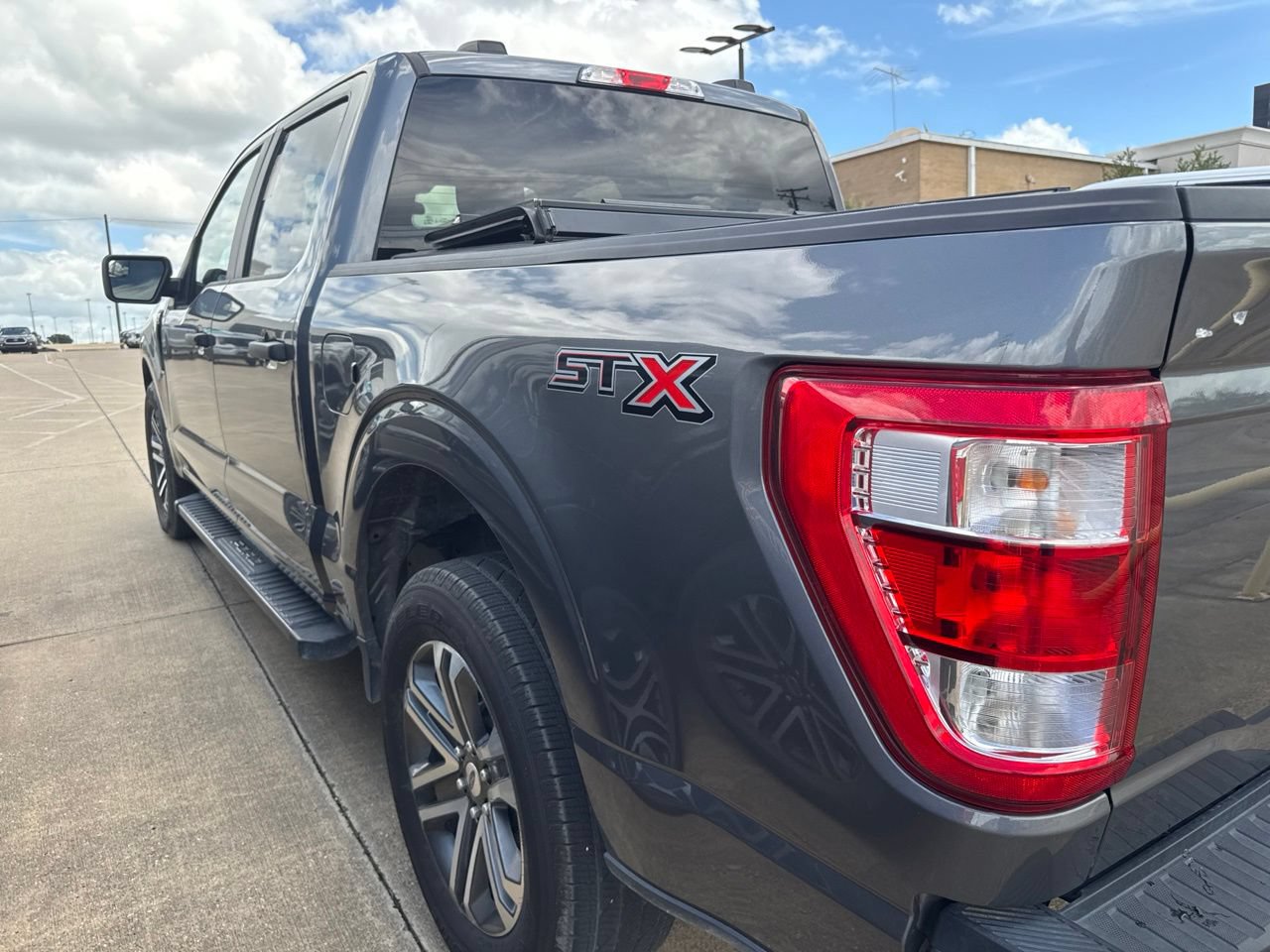 Certified 2022 Ford F150 XL w/ STX Appearance Package RWD image 7
