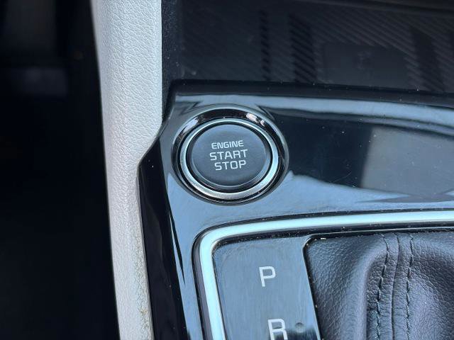 Used 2025 Kia Sportage EX FWD image 14