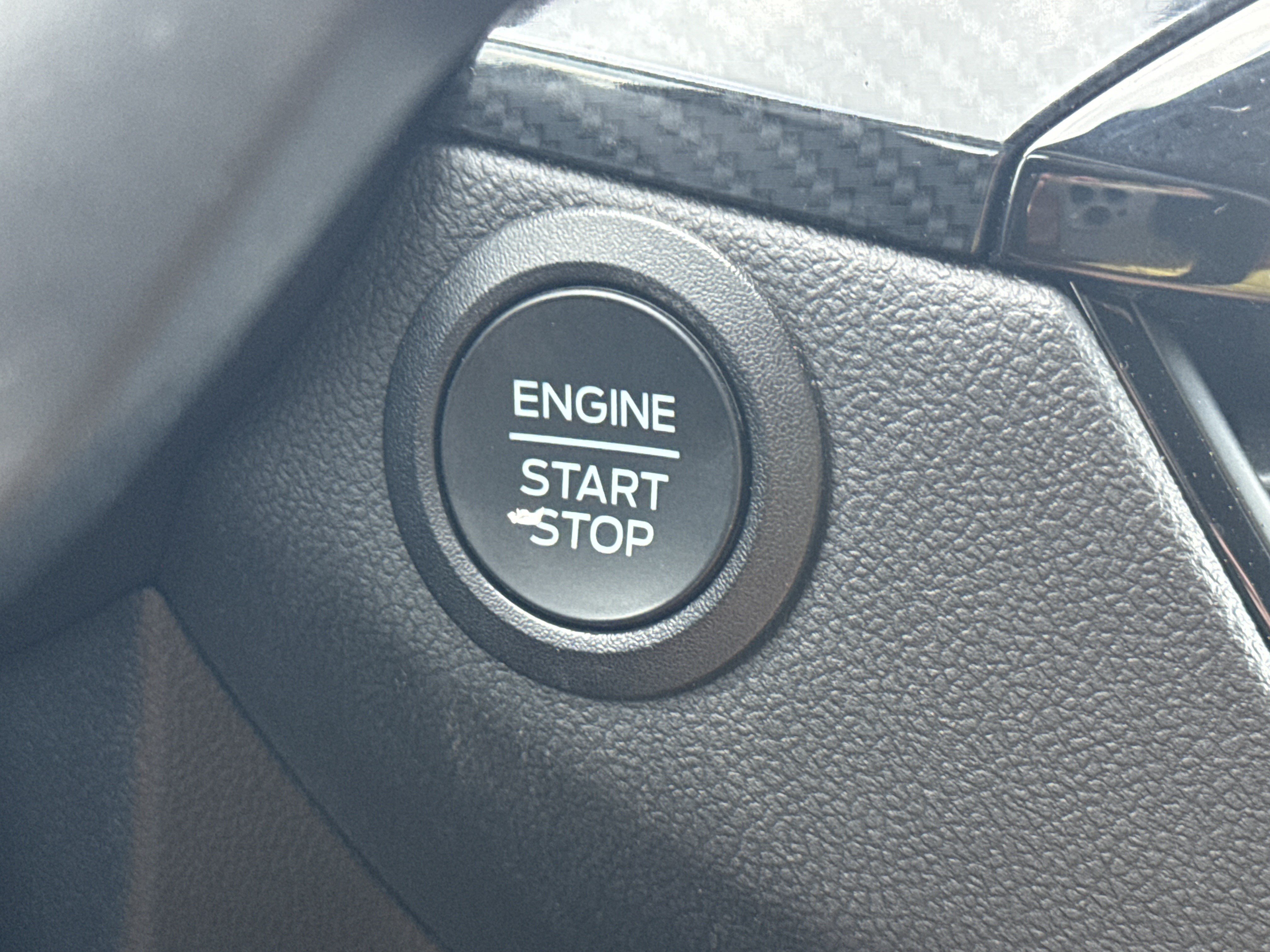Certified 2024 Ford Escape ST-Line FWD image 24