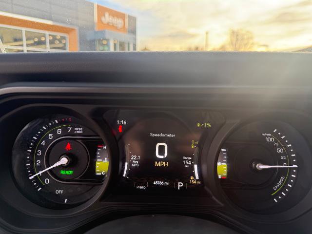 Used 2024 Jeep Wrangler Unlimited Sahara AWD/4WD image 13